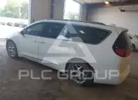 2019 Chrysler PACIFICA photo