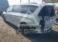 2019 Chrysler PACIFICA photo