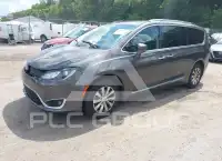 2019 Chrysler PACIFICA photo