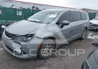 2019 Chrysler PACIFICA photo