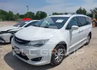 2019 Chrysler PACIFICA photo