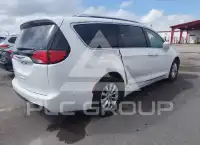 2019 Chrysler PACIFICA photo