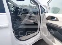 2019 Chrysler PACIFICA photo