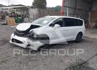 2019 Chrysler PACIFICA photo