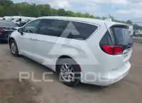 2019 Chrysler PACIFICA photo