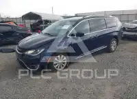 2019 Chrysler PACIFICA photo