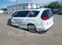 2019 Chrysler PACIFICA photo