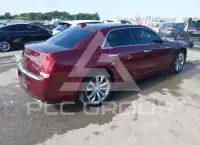 2019 Chrysler 300 фото