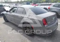 2019 Chrysler 300 фото