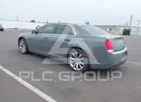 2019 Chrysler 300 фото
