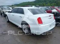 2019 Chrysler 300 фото