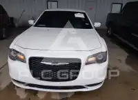 2019 Chrysler 300 фото