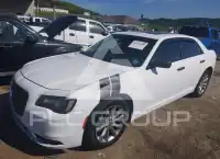 2019 Chrysler 300 фото