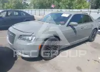 2019 Chrysler 300 photo