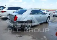2019 Chrysler 300 фото
