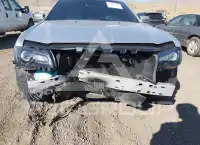 2019 Chrysler 300 photo