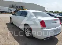 2019 Chrysler 300 фото