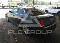 2019 Chrysler 300 фото