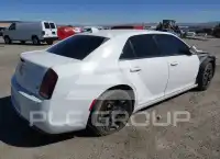 2019 Chrysler 300 фото