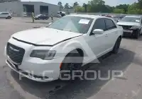 2019 Chrysler 300 photo