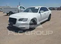 2019 Chrysler 300 photo