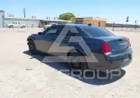 2019 Chrysler 300 фото