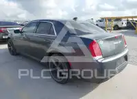 2019 Chrysler 300 фото