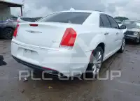 2019 Chrysler 300 фото