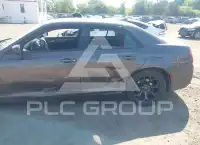 2019 Chrysler 300 фото