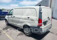 2019 Mercedes Benz METRIS photo