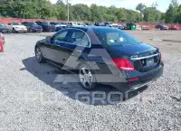 2019 Mercedes Benz E 300 фото