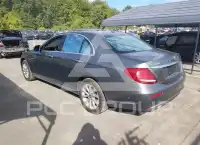 2019 Mercedes Benz E 300 фото