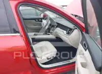 2019 Volvo XC60 фото