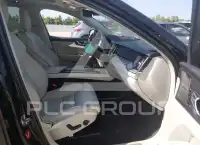2019 Volvo XC60 photo