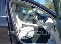 2019 Volvo XC60 photo