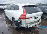 2019 Volvo XC60 photo