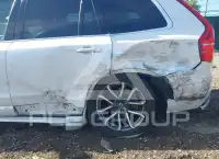 2019 Volvo XC90 фото