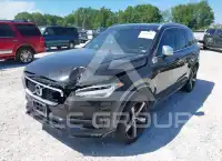 2019 Volvo XC90 photo