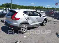 2019 Volvo XC40 фото