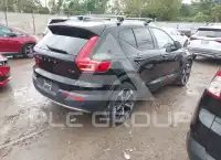 2019 Volvo XC40 фото