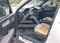 2019 Volvo XC40 фото