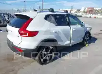 2019 Volvo XC40 фото