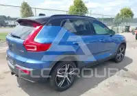 2019 Volvo XC40 фото