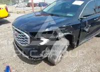 2019 GMC TERRAIN photo