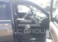 2019 GMC YUKON фото