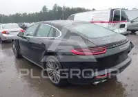 2019 Porsche Panamera photo