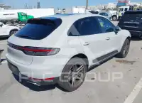 2019 Porsche MACAN photo