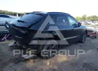 2019 Porsche MACAN photo