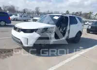 2019 Land Rover Discovery photo