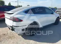 2019 Tesla Model X фото
